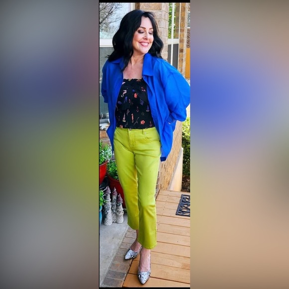 CAbi Grasshopper Green color. Kick back flare pants. Size 10. Worn once. - Picture 3 of 6